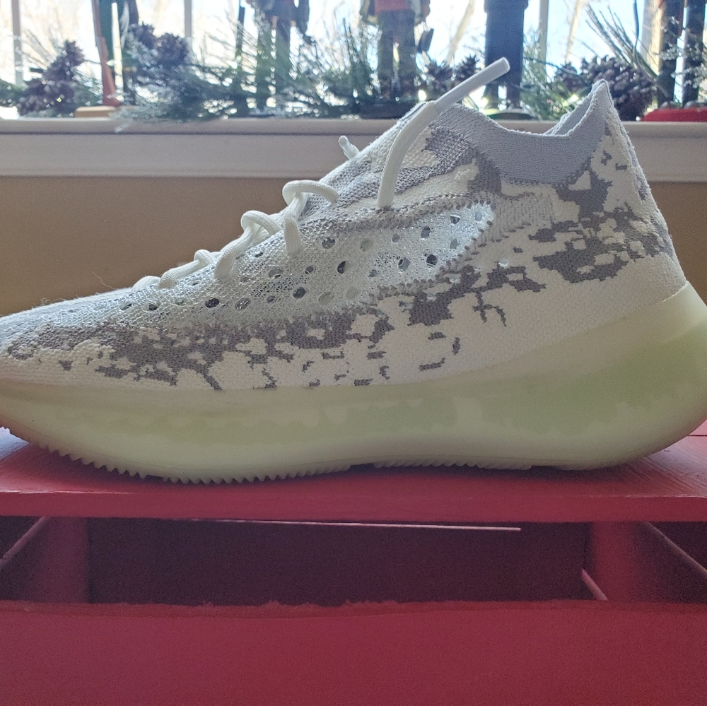 Yeezy Boost 380 "Alien"